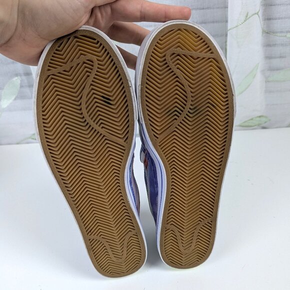 Nike | Multicolor Tie-Dye Slip-On Sneakers Size US7 - Picture 9 of 9